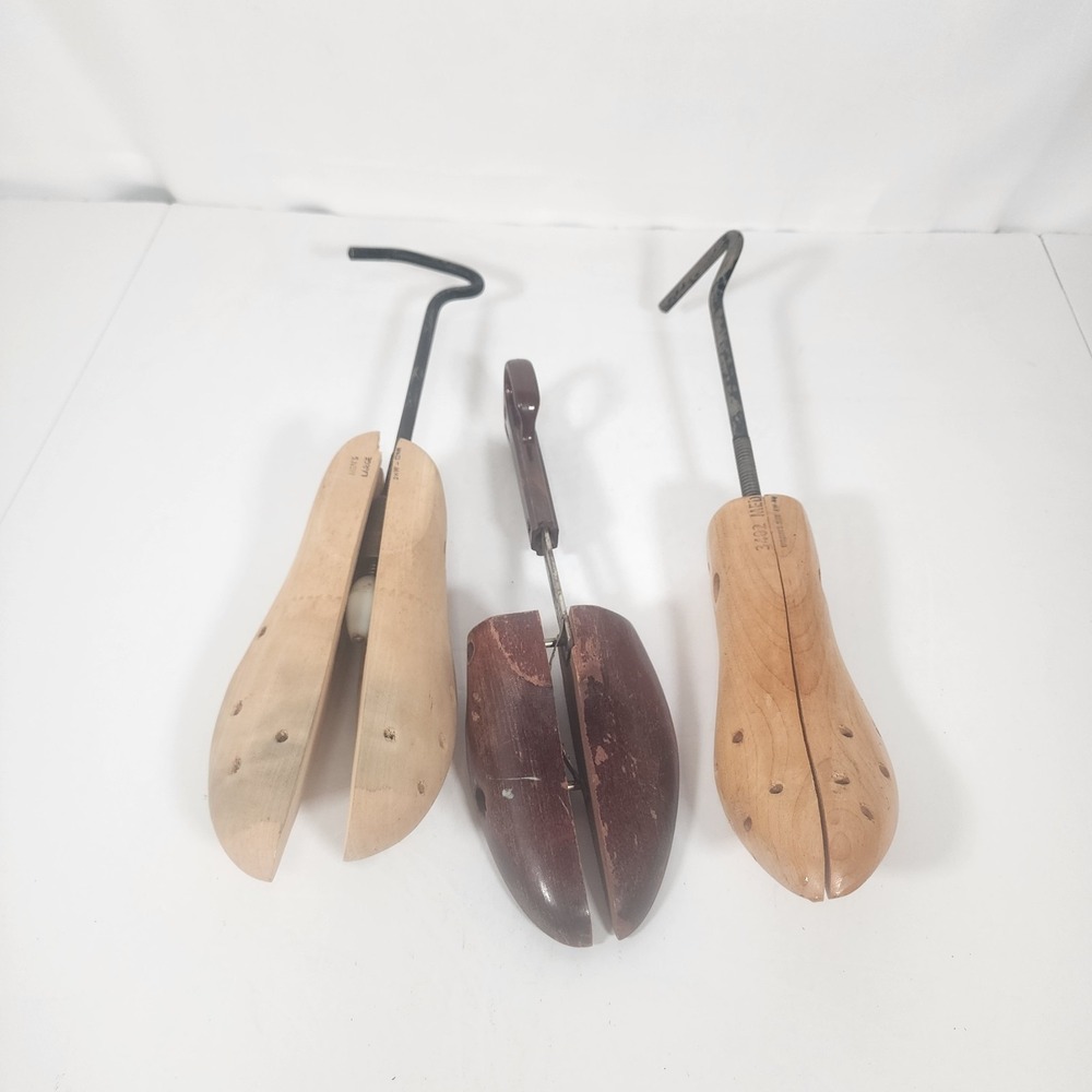 Vintage Wooden Shoe Trees Stretchers Lot 3 Men's Large Women's Medium
